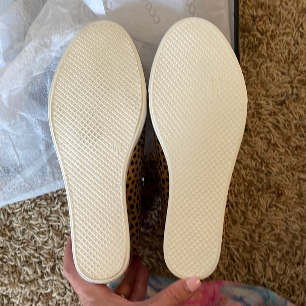 Platform Shoes - Picture 3 of 3